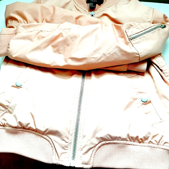 Forever 21 Winter Jacket - Picture 5 of 5